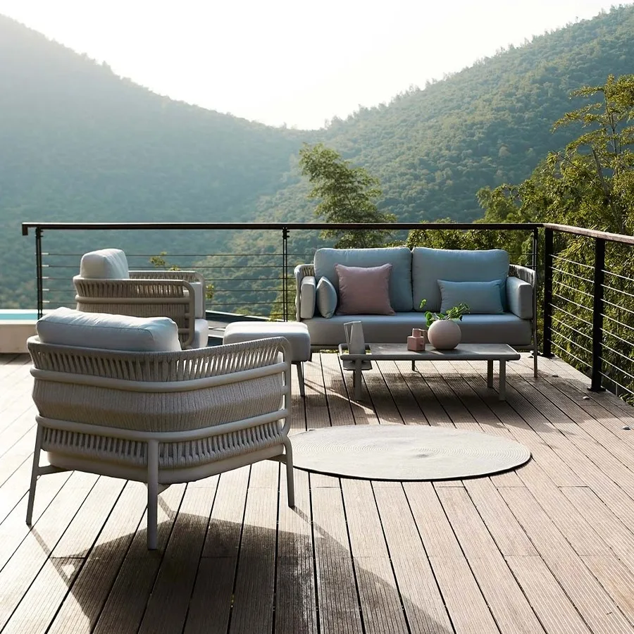 946884b680f356e8367ee9c36487e372.jpg Parallax - Image 1