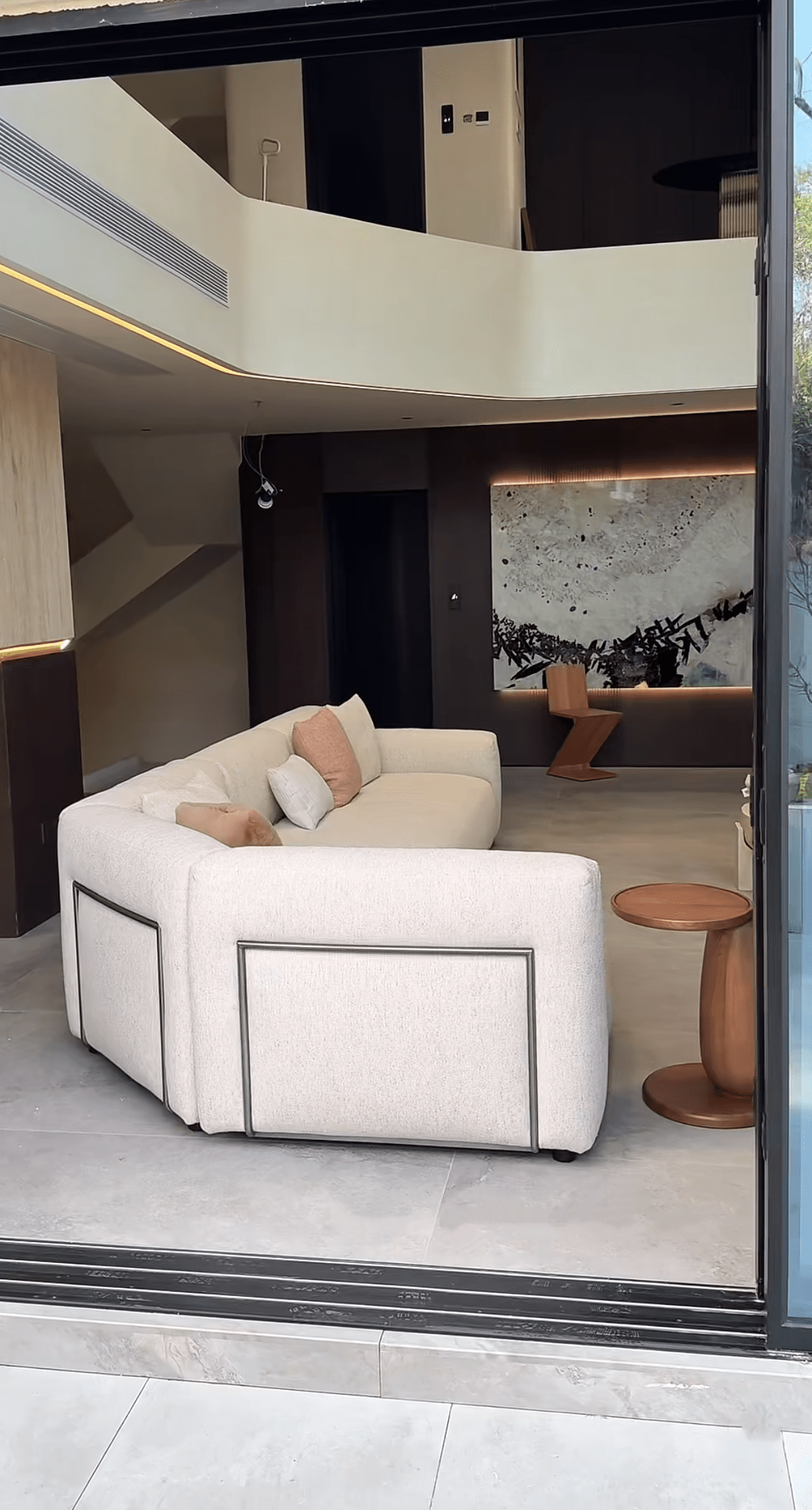 Fiocco modular fabric sofa product image 7